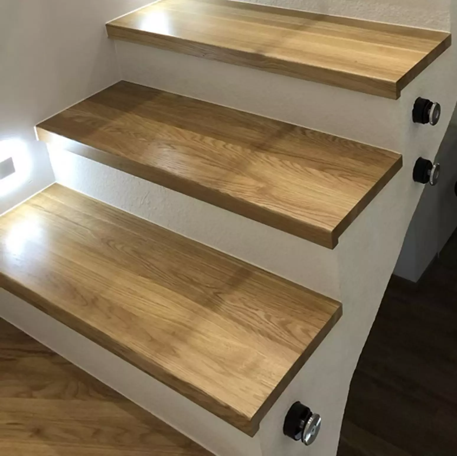 Schody s nosem realizace